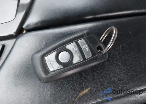 2012 BMW 535I xDrive из США, поврежденный, VIN WBAFU7C50CDU61983